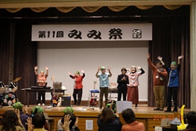 �̂��O�d��̃����o�[